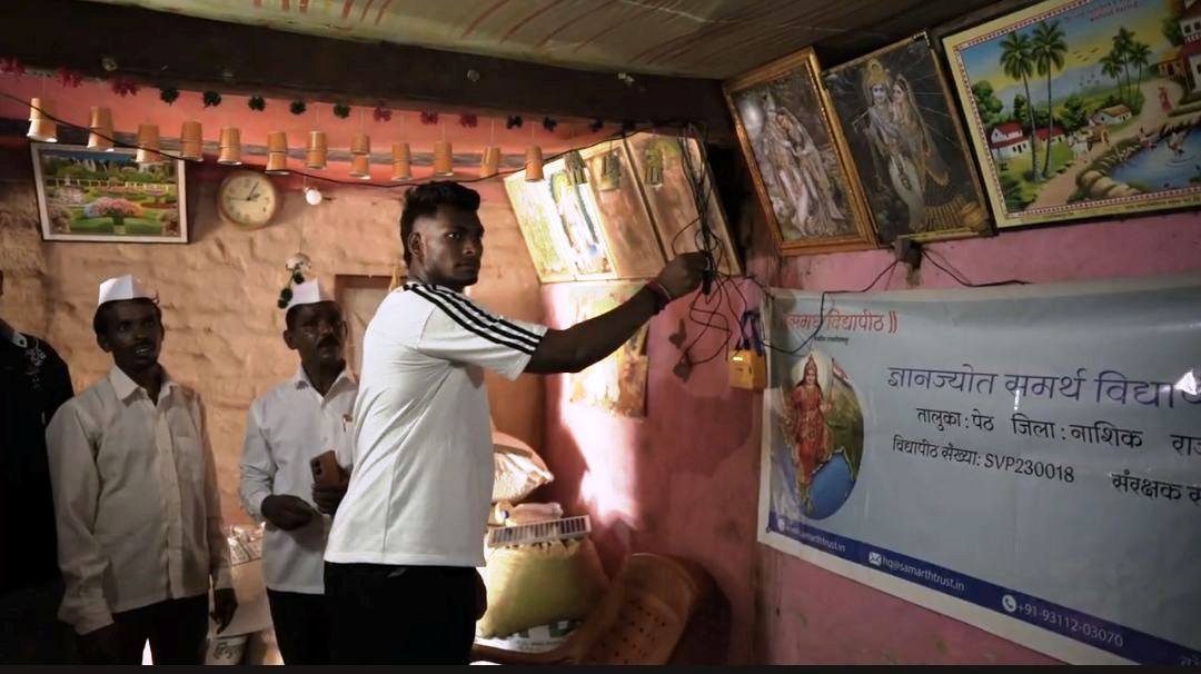 CSR News: U Mumba and Swades Foundation Light up Rural Homes in Maharashtra with Solar Power